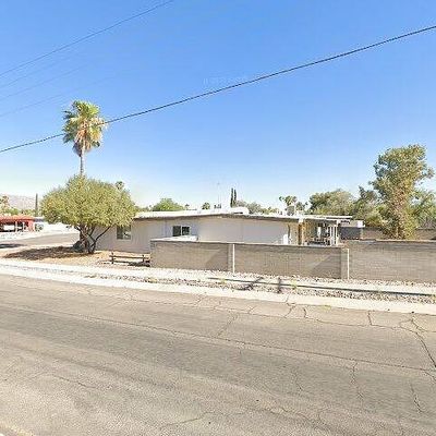 9032 E 5 Th St, Tucson, AZ 85710