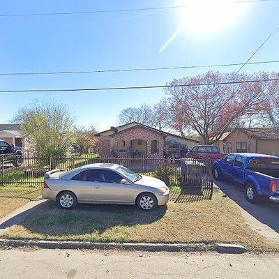 922 Shemya Ave, San Antonio, TX 78221