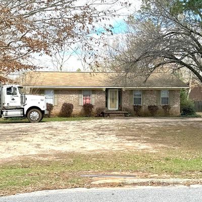 104 Marianna Dr, Abbeville, AL 36310