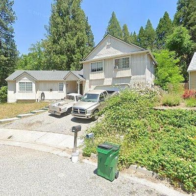 104 Woods Ct, Nevada City, CA 95959