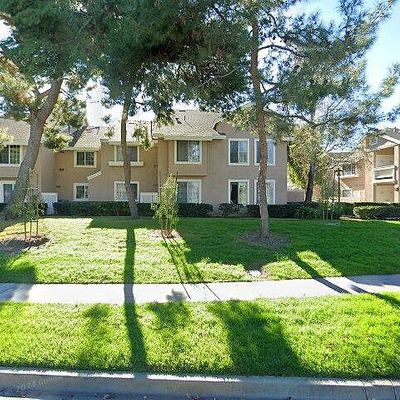 136 Greenfield, Irvine, CA 92614