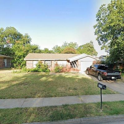 1312 Royal Oaks Dr, Waco, TX 76710