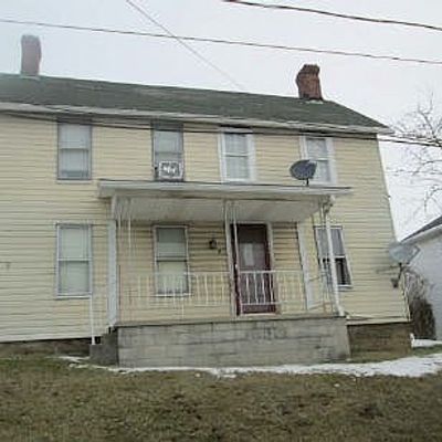 16 Main St, New Salem, PA 15468