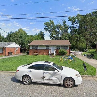 1609 17 Th St, Greensboro, NC 27405