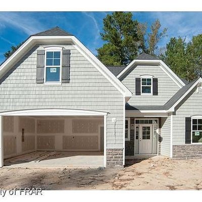 172 Mayfield Ct, Whispering Pines, NC 28327