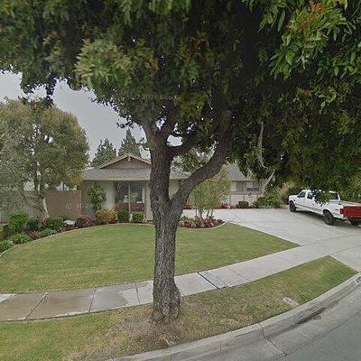 15462 Victoria Ln, Huntington Beach, CA 92647