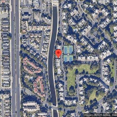 20151 Sealpoint Ln #109, Huntington Beach, CA 92646