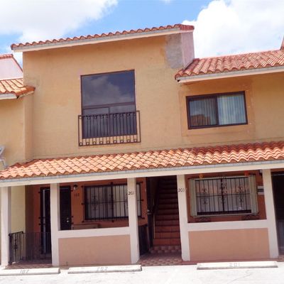 2735 W 61st Pl, Hialeah, FL 33016