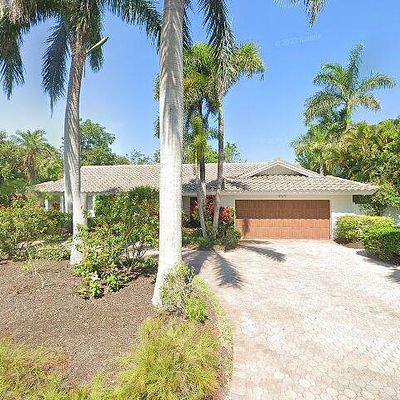 250 Robin Dr, Sarasota, FL 34236