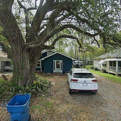 327 Avenue B, Port Allen, LA 70767