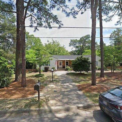 365 E New Jersey Ave, Southern Pines, NC 28387