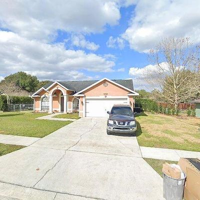 38944 Carr Dr, Zephyrhills, FL 33540