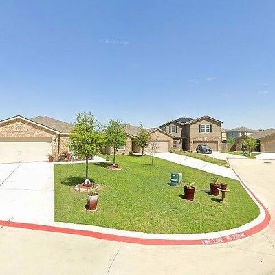 4049 Cressler Ln, Jarrell, TX 76537