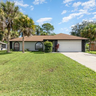 627 Castaways St Ne, Palm Bay, FL 32907