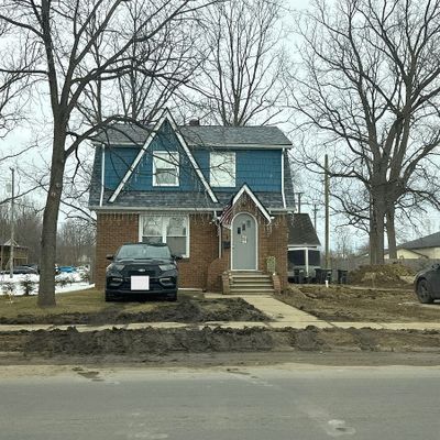 67724 Main St S, Richmond, MI 48062