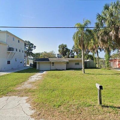 6834 Harbor Dr, Hudson, FL 34667