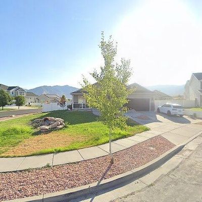 898 Flint Cir, Tooele, UT 84074