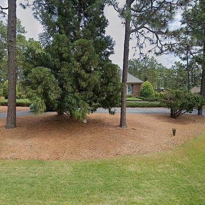 8 Interlachon Ln, Pinehurst, NC 28374