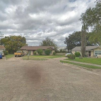 106 Glenview Pl, Hutchins, TX 75141