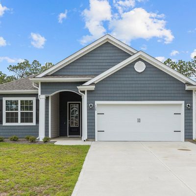 129 Ballantine Grove Ln, Newport, NC 28570