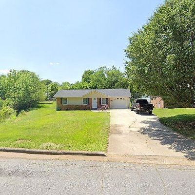 155 33 Rd St Nw, Hickory, NC 28601