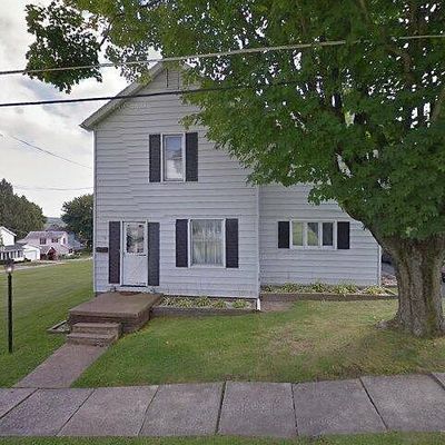 16 Rooney St, Greenville, PA 16125