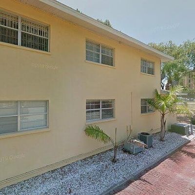 211 Cosmopolitan Ct, Sarasota, FL 34236