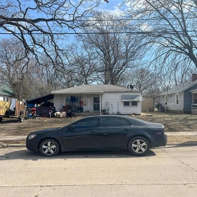 2528 N Howard Ave, Springfield, MO 65803