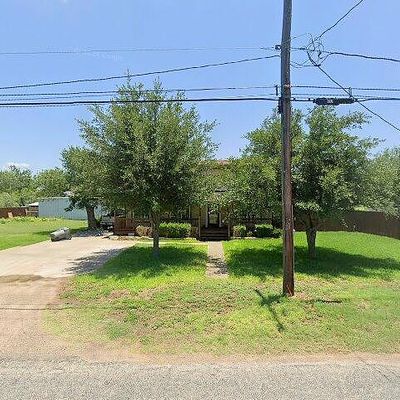 311 N Avenue D, Bruni, TX 78344