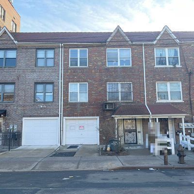 40 26 Benham Street, Flushing, NY 11373