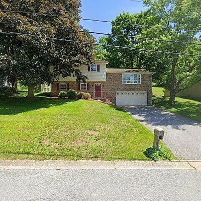 362 Allegheny Dr, York, PA 17402