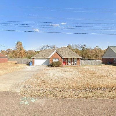 52 Daisey Ln, Atoka, TN 38004