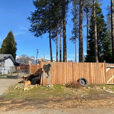 61 Virginia St, Weaverville, CA 96093