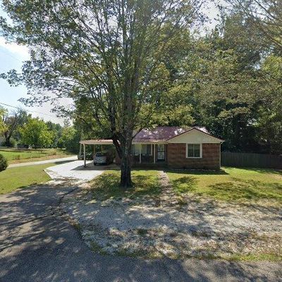 59 Long St, Parsons, TN 38363