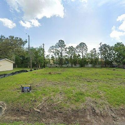 820 Santa Anna Ln, La Porte, TX 77571