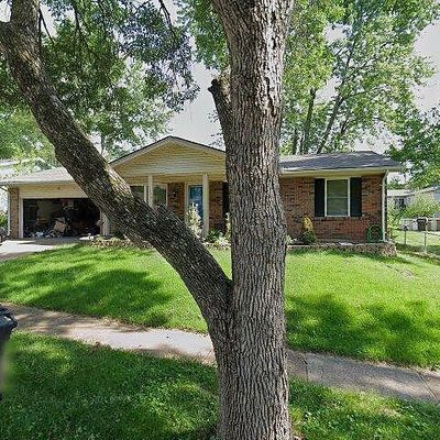 1220 Blackwatch Dr, Manchester, MO 63021