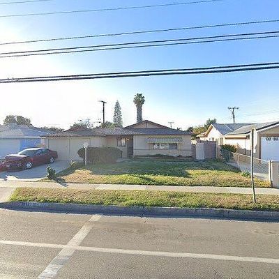 2032 S Greenville St, Santa Ana, CA 92704