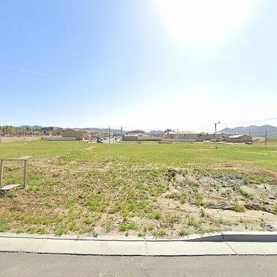 25282 Lost Saddle Ln, Homeland, CA 92548