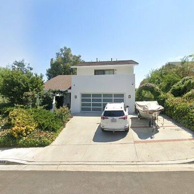 23000 Garzota Dr, Valencia, CA 91354