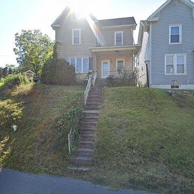 304 6 Th Ave, Burnham, PA 17009