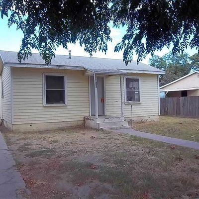 352 N G St, Tulare, CA 93274