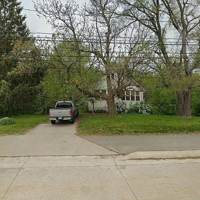 3140 Crooks Rd, Rochester Hills, MI 48309