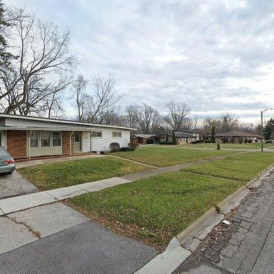 323 Shawnee St, Park Forest, IL 60466