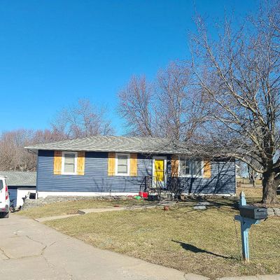 405 E Maple Ter, Savannah, MO 64485