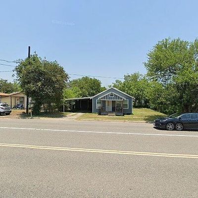 409 E Empresario St, Refugio, TX 78377