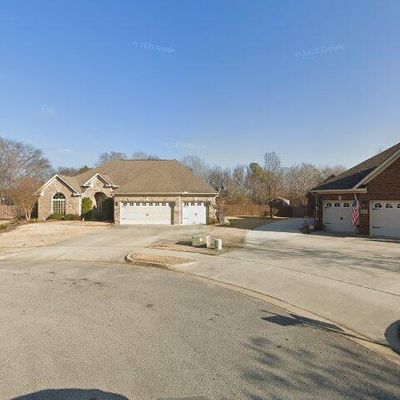 4606 Garden Moss Dr Se, Owens Cross Roads, AL 35763