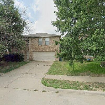 544 Hertford St, Crowley, TX 76036