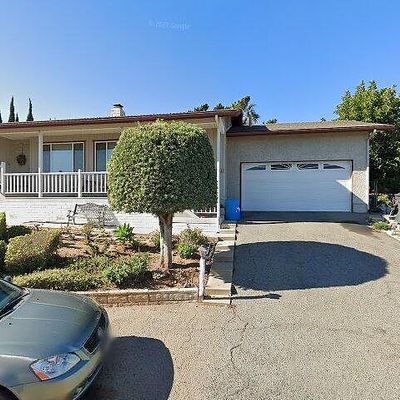 640 Cortez Ave, Vista, CA 92084