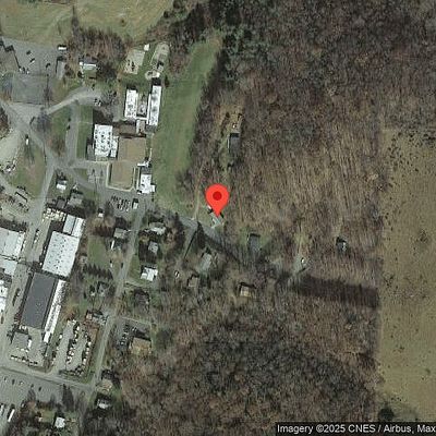 697 School Ave, West Jefferson, NC 28694