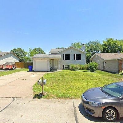 7 Southwinds Dr, Saint Peters, MO 63376